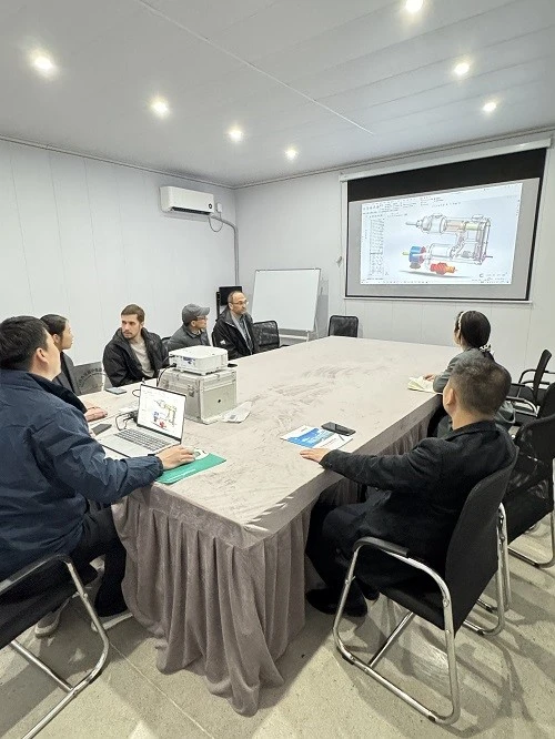 Russian CUSTOMER VISITING 3 Russian CUSTOMER VISITING 3